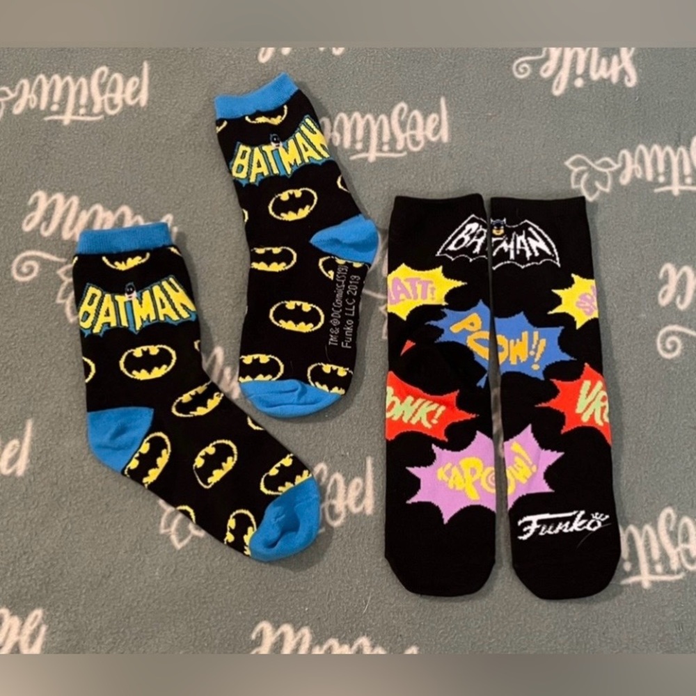 Set of 2 Youth Funko Batman Socks. Clean and Have Never Been Worn. $6